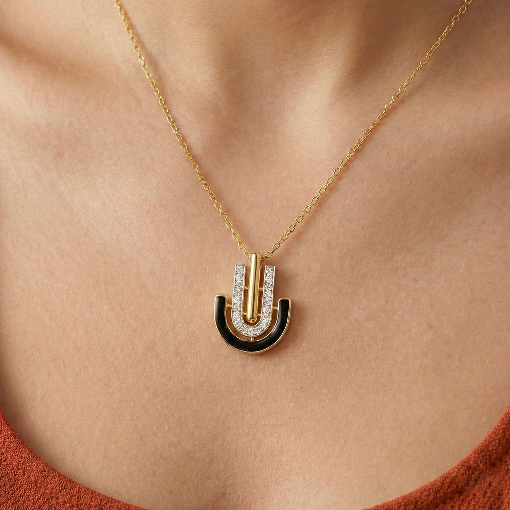 Shielded U-Curve Pendant