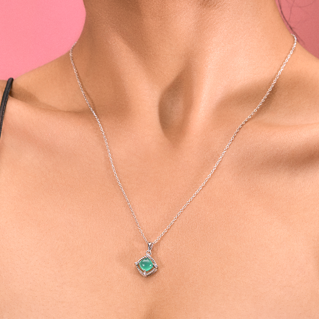 Sugar Loaf: Green Onyx Pendant